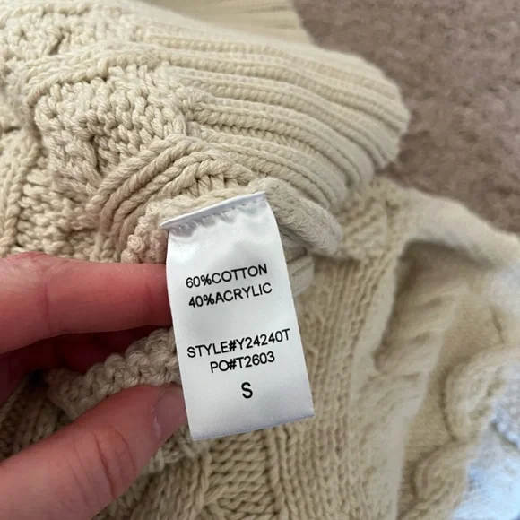 Tuckernuck Ivory Cotton Colette Top Cable Knot Sweater size Small - Picture 5 of 5